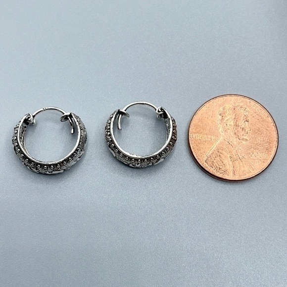 Sterling Silver Moon And Star Bali Huggie Hoop Earrings 15mm - Picture 4 of 6